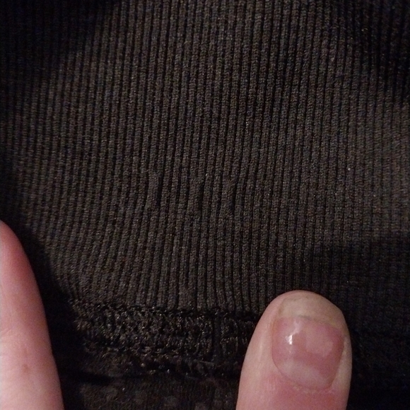 Gymshark Shorts - Picture 2 of 4